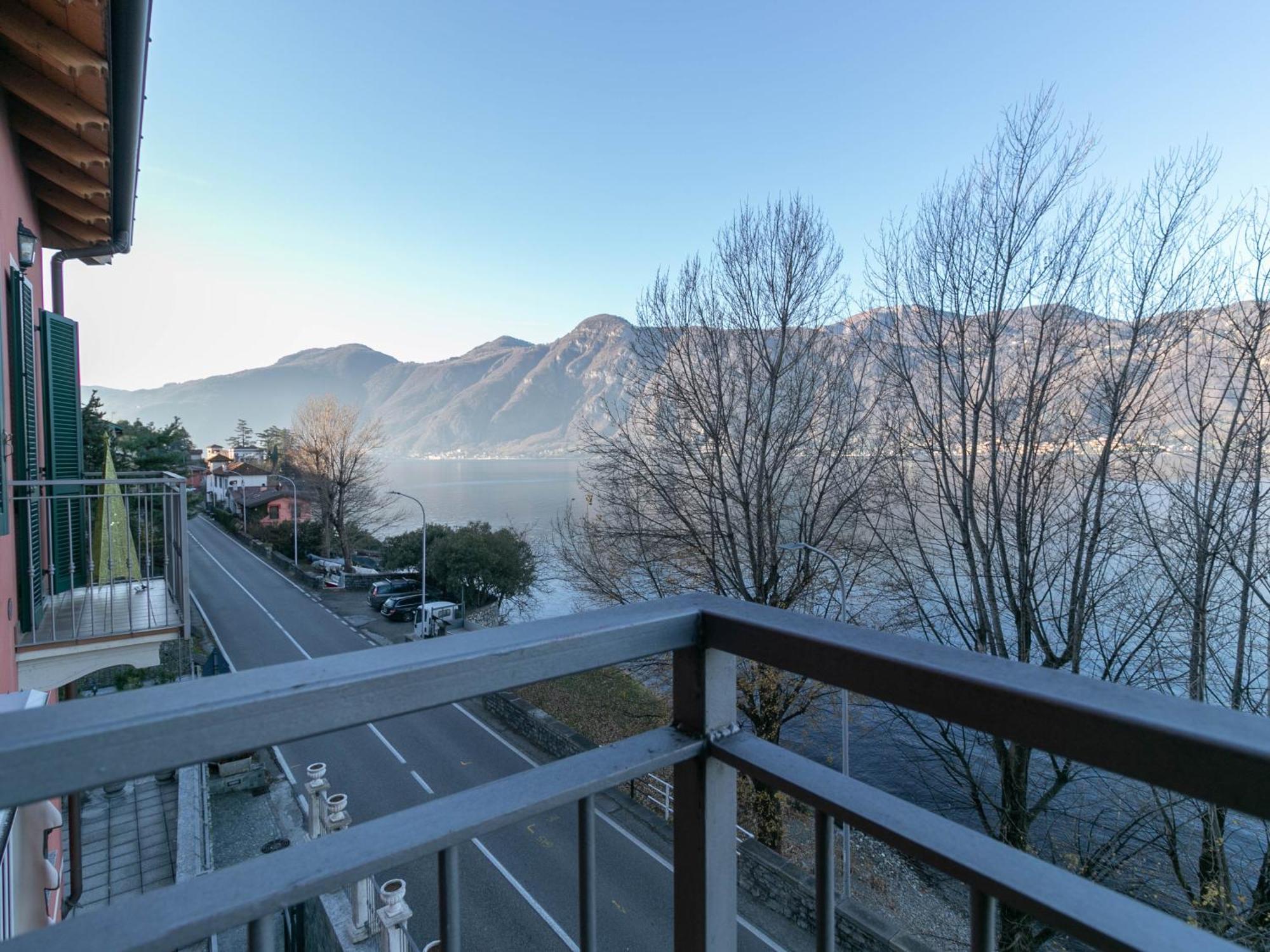 Villa Olcio - Al Lago Манделло-дель-Ларіо Екстер'єр фото