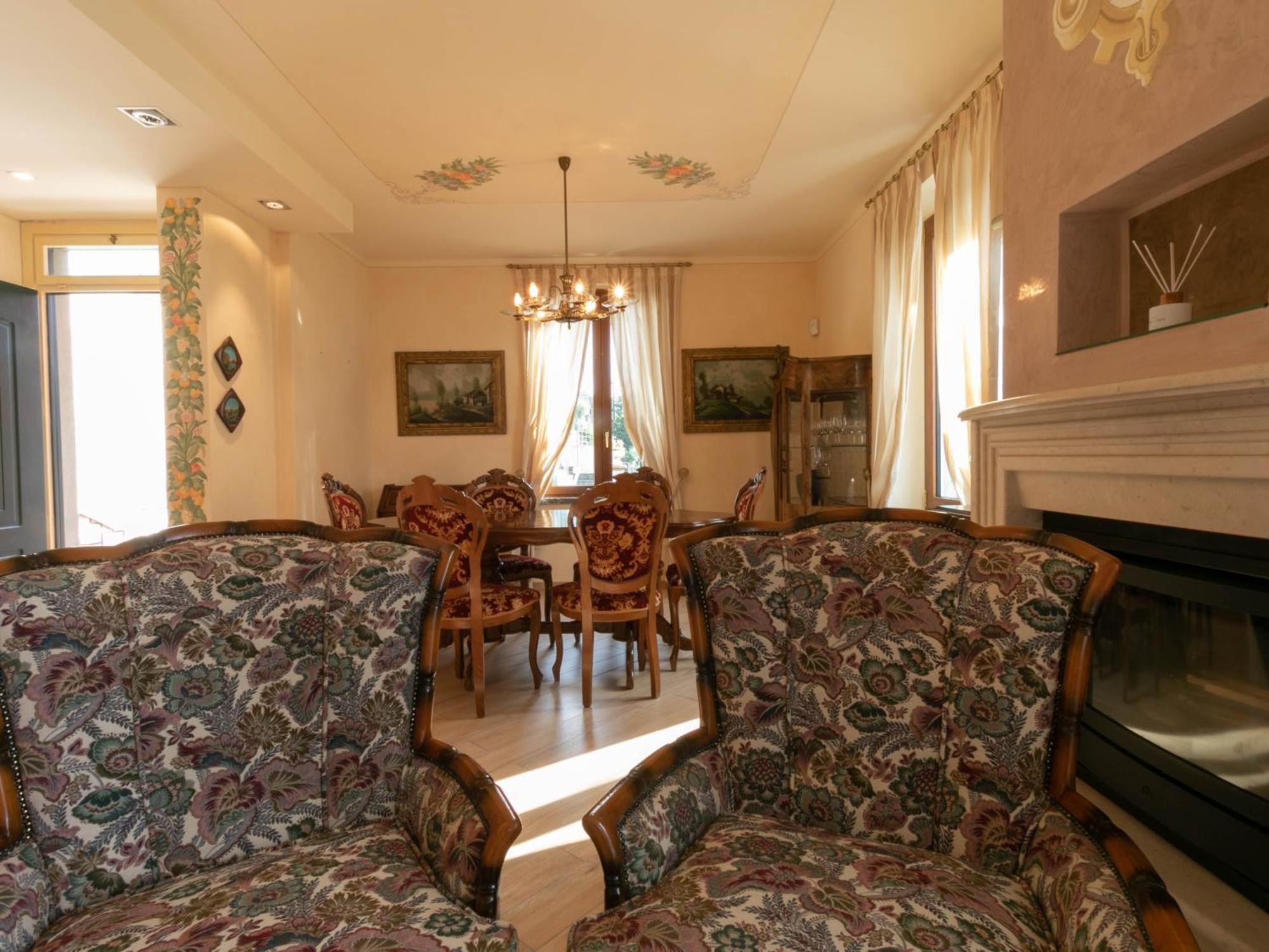 Villa Olcio - Al Lago Манделло-дель-Ларіо Екстер'єр фото