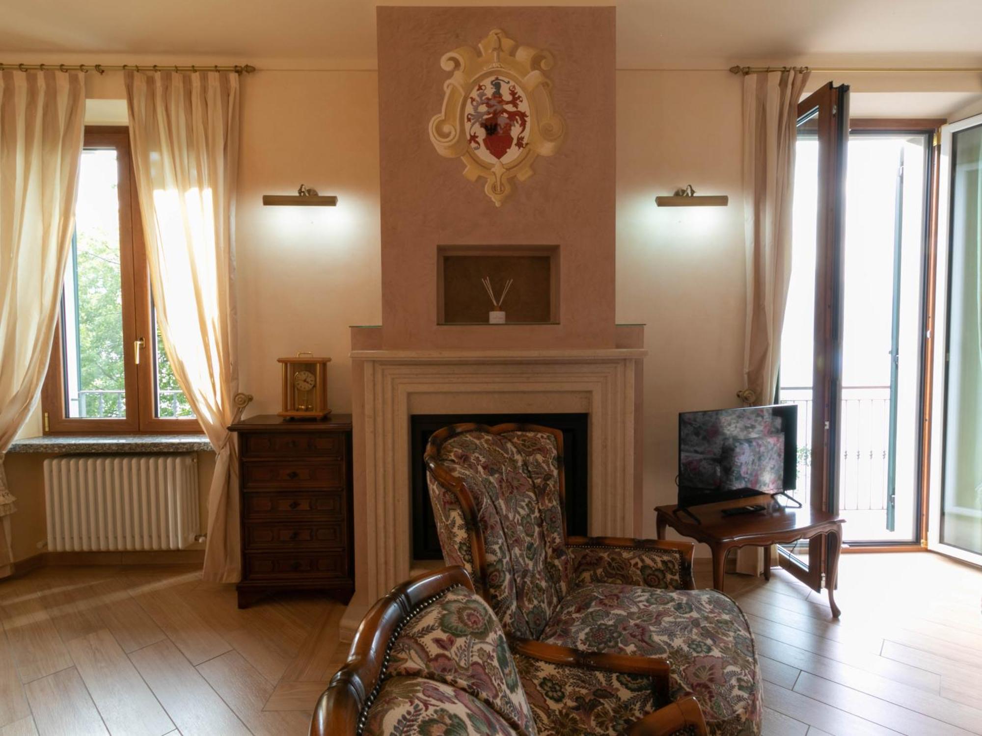 Villa Olcio - Al Lago Манделло-дель-Ларіо Екстер'єр фото